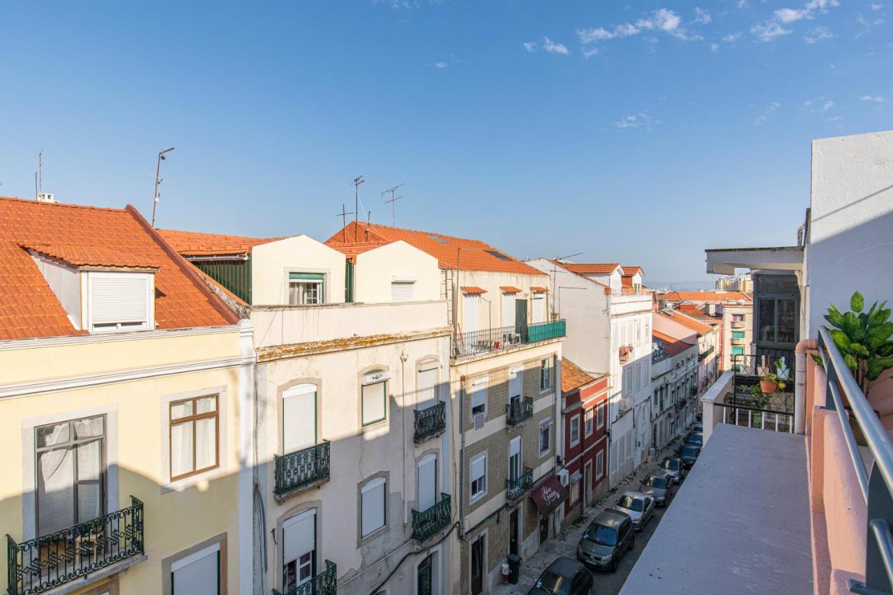 Lovelystay - Sunny 1Bdr Apartment W/Terrace Lisboa Exteriér fotografie
