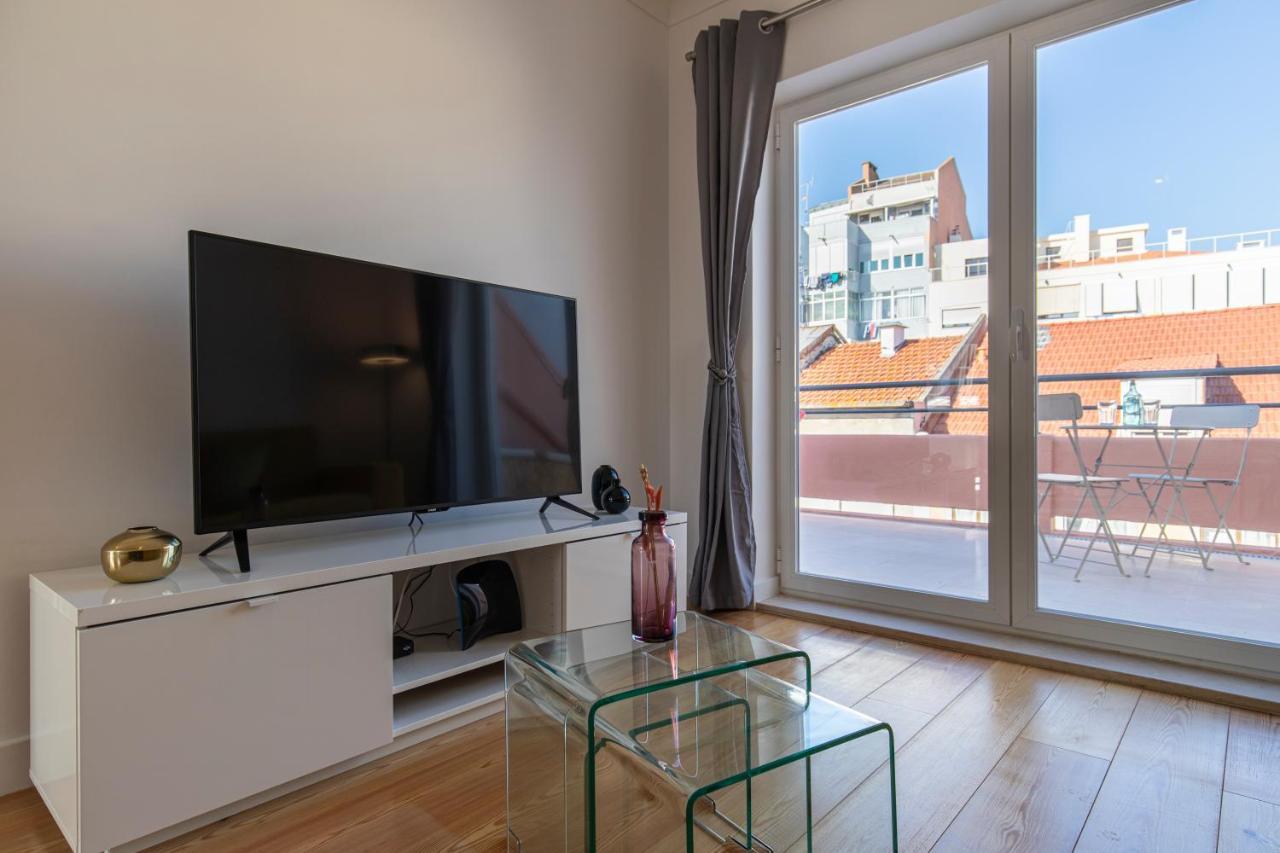 Lovelystay - Sunny 1Bdr Apartment W/Terrace Lisboa Exteriér fotografie